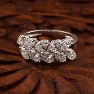 Bague en or blanc 14 carats à deux couches en forme de grappe de diamants cultivés en laboratoire de diamants de taille ovale bague de fiançailles de mariage bijoux fins - Product Image 1