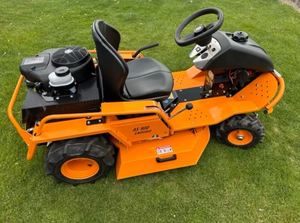 Tondeuse Enduro AS 900 à vendre, coupe-herbe haute performance, moteur puissant, plateau de coupe large, durable, facile à utiliser pour les terrains difficiles - Product Image 6