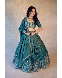 Nuevos Lehengas de Novia de Diseñador con Bordado y Lentejuelas, Dupatta, Ropa India y Pakistaní - Product Image 2