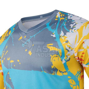 Camiseta de Paintball de Alta Calidad, Ropa Deportiva Táctica, Tejido Resistente para Uso Prolongado - Product Image 6