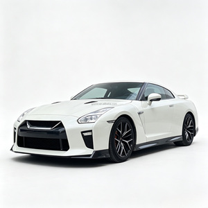 Kit di Conversione Carrozzeria Stile 2023 per <span class=keywords><strong>Nissan</strong></span> GTR R35 2007-2016: Paraurti Anteriore, Cofano, Minigonne Laterali, Paraurti Posteriore - Product Image 5