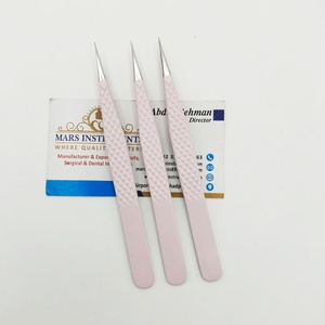 Pince à cils fine professionnelle en acier inoxydable japonais de couleur rose clair Style Volume à pointe pointue Angle de 90 degrés - Product Image 5