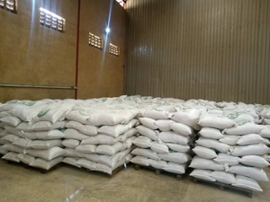 Stock en vrac de meilleure qualité à bas prix disponible de 46% repas de soja protéiné/repas de soja aliment pour animaux pour l'exportation dans le monde entier - Product Image 3