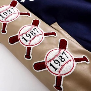 Chaqueta Universitaria de Lana Unisex de Alta Calidad ODM OEM, Chaqueta de Béisbol de Invierno con Bordado de Letras Personalizado, Diseño Informal, Mejor Precio - Product Image 4