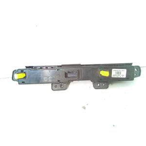 แผงปุ่มกดกลาง KIA Stonic Series 93790h8010wk (17>) - Product Image 4