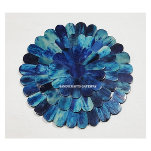 Produit artisanal luxueux très exclusif en nacre bleue, miroir de poche rond en forme de fleur pour les cadeaux de mariage. - Product Image 1