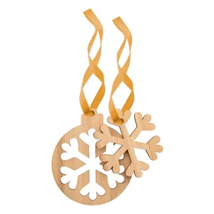 Décorations flocon de neige écologiques, boules de Noël et ornements d'arbre par Jerpstad - Product Image 1