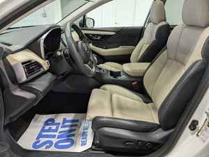 2025 Outback Limited XT AWD con motor BOXER turbo de 2.4L, transmisión CVT Lineartronic con levas de cambio - Product Image 5