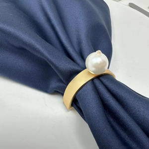 Ronds de serviette, ronds de serviette en rotin, ronds de serviette en osier, décor de table - Product Image 1