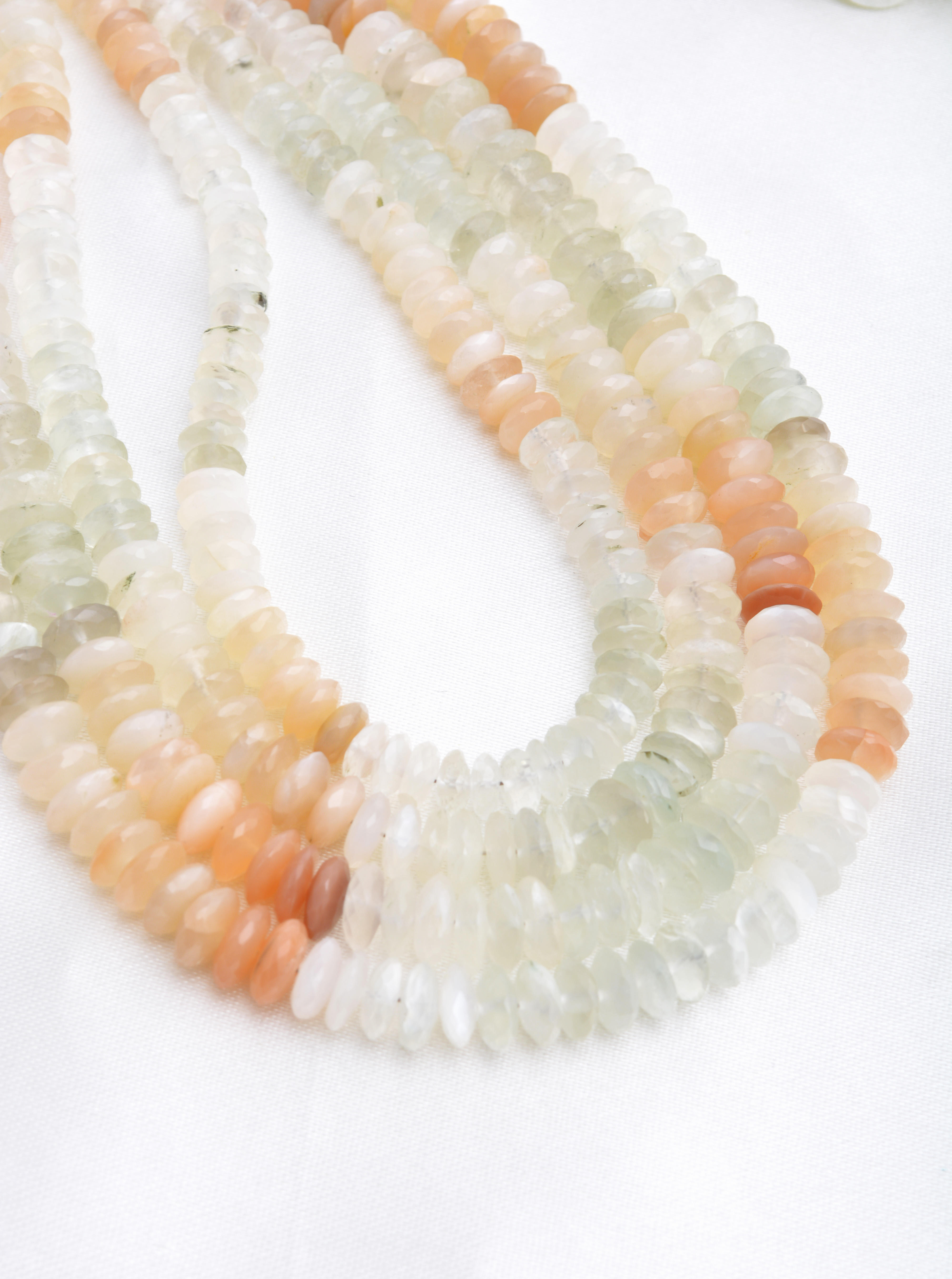 สีน้ำตาล