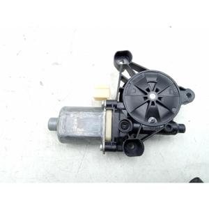 มอเตอร์กระจกไฟฟ้าด้านหน้าซ้าย AUDI A3 Cabriolet Serie (8V7, 8VE) (13>) รุ่น 0130822716 - Product Image 4