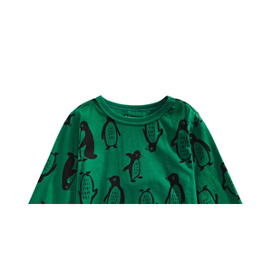 Camiseta de algodón con estampado de pingüinos First Impressions para bebés, talla 18MOS, color verde - Product Image 2