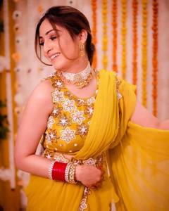 งดงามสีเหลือง Lehenga Saree สําหรับผู้หญิงอินเดียงานแต่งงาน Mehendi Haldi แผนกต้อนรับ Lehenga Saree พร้อมที่แนบมาDupatta Readymade - Product Image 3