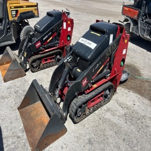 รถตักล้อยางขนาดเล็ก Toro TX525 พร้อมบุ้งกี๋ สำหรับงานก่อสร้างในฟาร์ม - Product Image 4