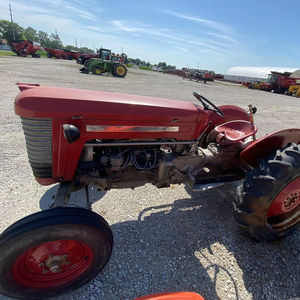 รถไถราคาถูกขาย รถไถราคาถูก รุ่น 50 ขับเคลื่อน 2 ล้อ - Product Image 1