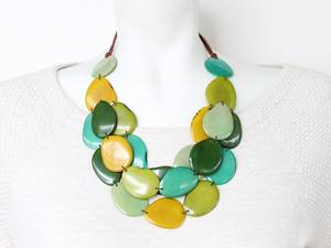 Collar de cuentas de resina de calidad superior para fiestas de boda compromiso fiestas de Navidad y ropa de oficina - Product Image 4