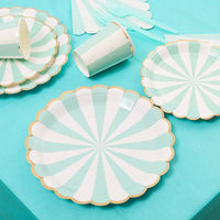 Assiettes en papier jetables bronzant rayé décor de fête d'anniversaire assiette de fruits plateau à gâteau vaisselle fournitures de fête d'anniversaire