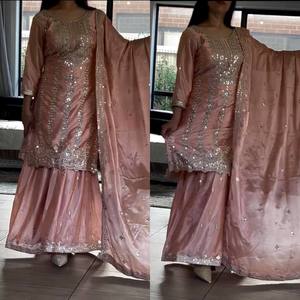 Nouveau costume Sharara de travail de couleur noire exclusif pour femmes par Export - Product Image 1