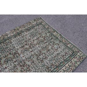 Tapis turc 4,5x8,2 pieds, tapis vintage, tapis à carreaux verts en laine - Product Image 5