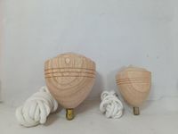 Populaire Fabriek Directe Prijs Best Verkopende Kleine Houten Spinning Tops Klassiek Gyro Speelgoed Voor Kinderen Uit India Met De Hand Gemaakt Ambacht