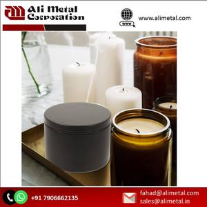 Bougie mate personnalisée ronde noire Pot à bougie en métal unique disponible avec couvercle pour bougie et entièrement personnalisation. - Product Image 3