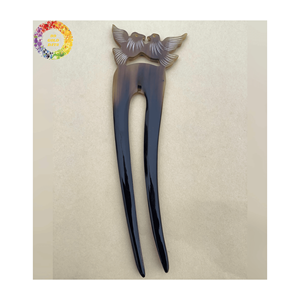 Détails exquis: Ensemble de peignes et de broches en corne artisanale vintage-Origine en gros conçue au Vietnam - Product Image 4