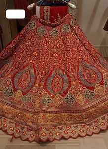 Robe brodée lourde de qualité supérieure en georgette pour femme Tenue parfaite pour les réceptions traditionnelles et les célébrations festives - Product Image 6