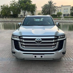 2022 Toyota Land Cruiser Seminuevo Diesel Automático Euro 5 Estándar de emisiones - Product Image 1