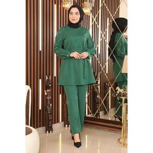 Ensemble décontracté Inci avec hauts mi-longs et pantalons, design détaillé - Product Image 3