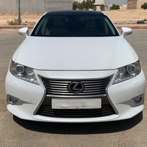 2018 LE XUS ES350 V6 4WD GCC sièges en cuir à volant gauche d'occasion ACC régulateur de vitesse émission Euro6 - Product Image 1