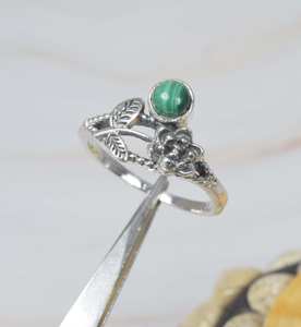 Bague en malachite verte Bague fleur en argent sterling 925 faite à la main Bijoux de créateur pour femmes - Product Image 3
