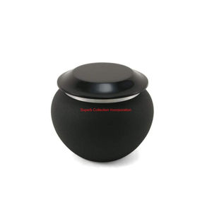 High Quality Black Brass Pet Cremation Urn With Gold Paw Prints Handcrafted Odyssey <b>Memorial</b> Urn For Dog And <b>Cat</b> Ashes - Product Image 3