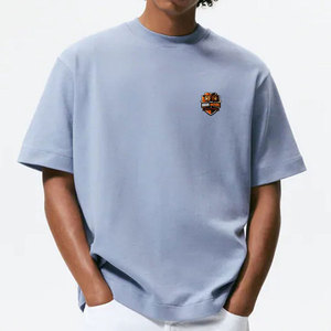 Camiseta Oversize Personalizada con Hombros Caídos para Hombre, con Material Transpirable y Corte Moderno - Product Image 1