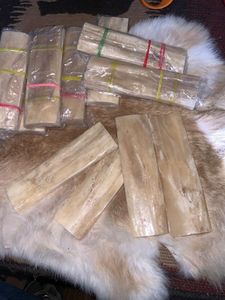 Escamas de Hueso de Búfalo Hechas a Mano para Mangos de Cuchillos Personalizados, Escamas de Hueso de Búfalo Genuinas para Fabricantes de Cuchillos Profesionales, Color Natural - Product Image 2