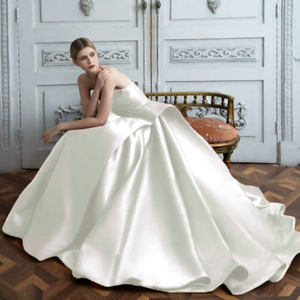 Élégante <span class=keywords><strong>robe</strong></span> de mariée bordeaux à une épaule pour <span class=keywords><strong>femme</strong></span> à la mode grandes tailles pour un usage quotidien - Product Image 3