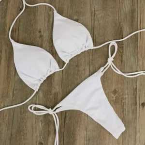 Ensemble de bikini personnalisé unisexe de haute qualité 2 pièces avec décoration de ceinture brodée en élasthanne/nylon Service OEM disponible - Product Image 2
