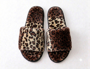 Pantuflas de Invierno de Piel Sintética, Punta Abierta, Modernas, Suaves, Cálidas, Forradas de Piel, Cómodas y Fáciles de Poner - Product Image 4
