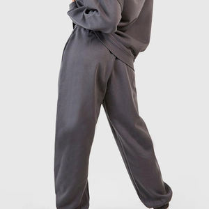 . Ensemble de survêtements décontractés pour femmes, vêtements de sport légers et confortables pour la course à pied et les activités de plein air. - Product Image 5