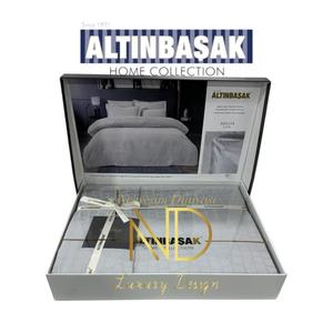 Altınbaşak Jacquard Satin Juego de funda nórdica doble Colección Adelya Puce - Product Image 1