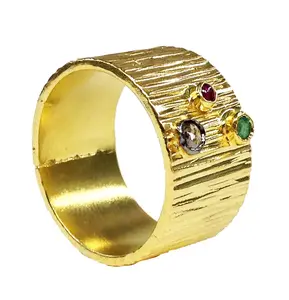 Atractiva Plata de Ley 925 chapada en oro mezcla de piedras preciosas mujeres clásicas usan línea textura estilo anillo de banda completa