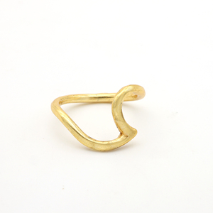 Bague en laiton minimaliste tendance, plaquée or 18 carats, motif vague géométrique, unisexe, pour mariage ou vente en gros - Product Image 1