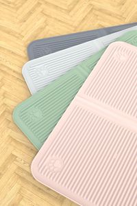 Ata Home Tapis de piégeage de litière en silicone pliable pour chat Tapis antidérapant de grande taille Tapis de bol pour chat Tapis de nourriture lavable 40x60 cm - Product Image 4