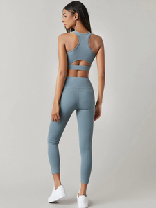 Meilleures ventes Ensemble de yoga deux pièces à taille haute pour femmes Vêtements sans couture en polyester avec logo personnalisable - Product Image 3