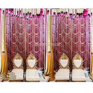 ผนังเทียนโลหะทรงกลมสำหรับงานแต่งงาน ผนังเทียนสำหรับเวทีงานแต่งงานที่สวยงามที่สุด ผนังเทียนโลหะสุดตระการตาสำหรับงานเลี้ยงต้อนรับในเท็กซัส - Product Image 1