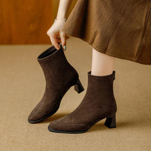 Zapatos de Tacón Alto con Plataforma para Mujer, Zapatos de Gamuza con Punta en Pico, Cómodos y Acolchados para Usar Todo el Día - Product Image 1