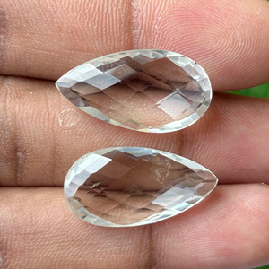 Cristal blanco natural cuarzo facetado pera briolette pulido calibrado joyería suelta fabricación directa India fabricante gemas Sami - Product Image 2