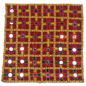 Parche de Tela con Diseño Étnico Tradicional, Bordado Étnico, Decoración Vintage, Espejo Indio, Bordado Tribal Kutch, Cuadrado Boho - Product Image 1