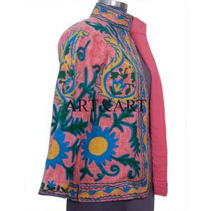 Chaqueta Suzani de Algodón Tejido Acolchado y Transpirable, Hecha a Mano, Estilo Boho Tribal, Bordado Étnico, para Festivales, de Secado Rápido - Product Image 4