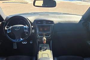 Lexus IS F V8 2011 Usado en Buen Estado, Color Verde Azulado Atomic, Modificaciones de Rendimiento - Product Image 4