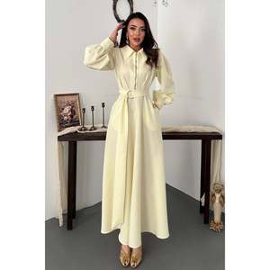 Robe jaune plissée à fermeture éclair sur le devant pour femme Elisa Fashion - Product Image 2